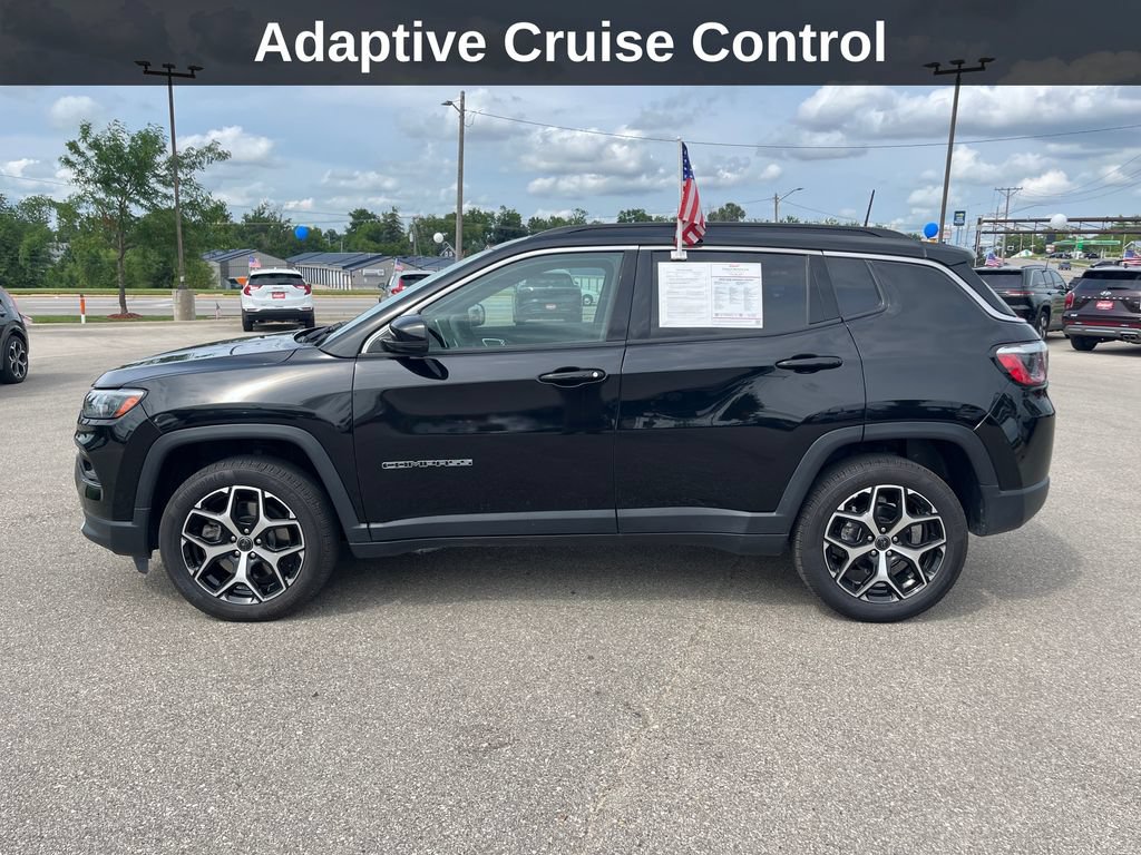 Used 2025 Jeep Compass Limited AWD/4WD image 2
