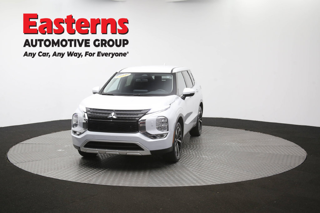 Used 2024 Mitsubishi Outlander SE AWD/4WD image 56