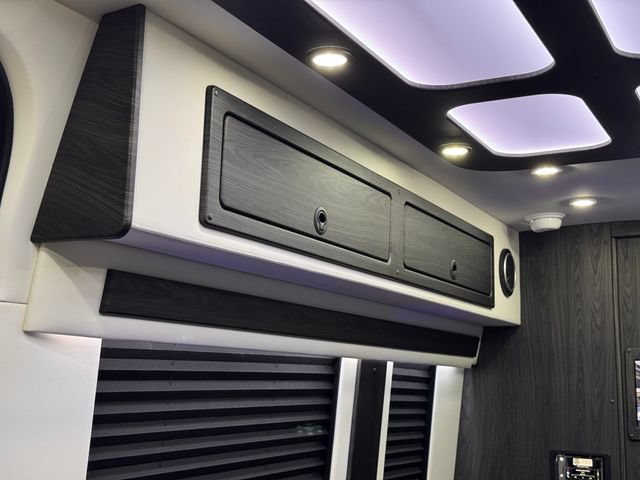 New 2025 Mercedes-Benz Sprinter 3500 image 32