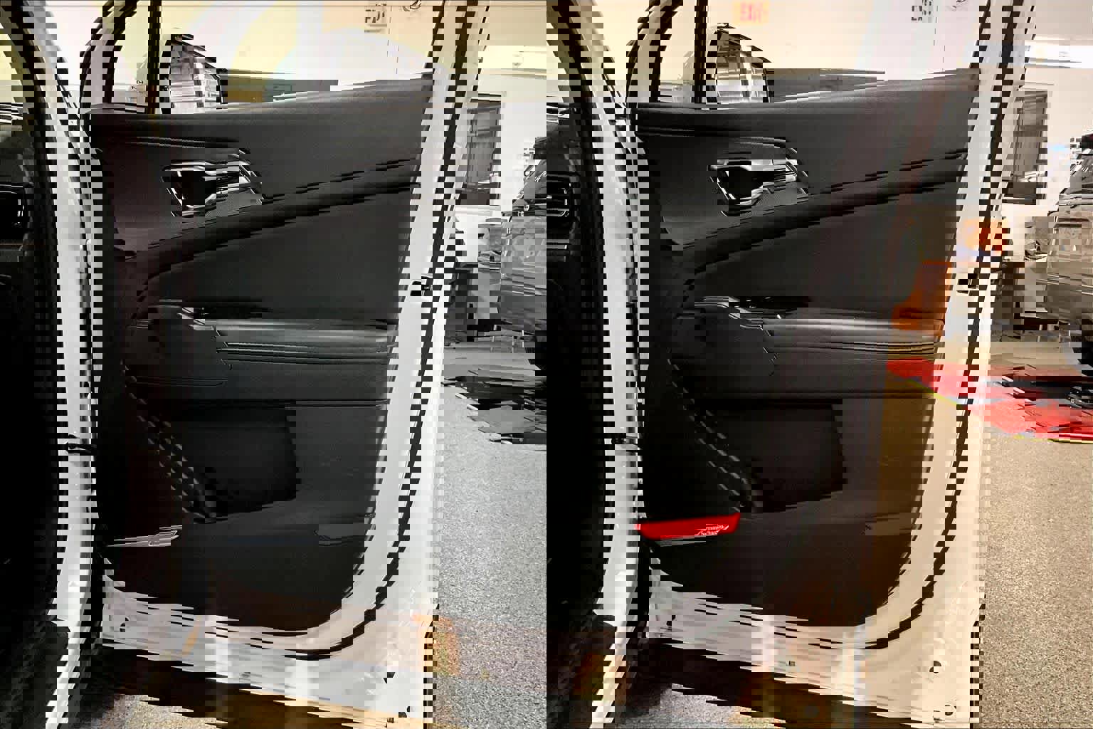 Used 2023 Kia Sportage SX image 23