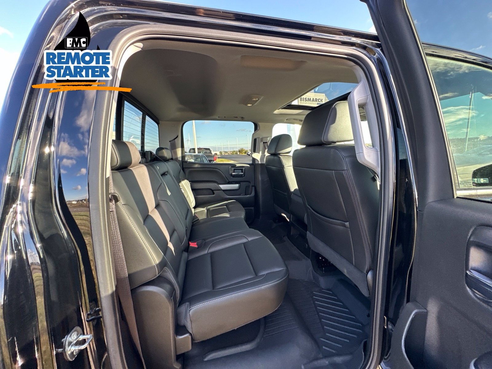 Used 2017 Chevrolet Silverado 1500 LTZ Z71 w/ Midnight Edition AWD/4WD image 29