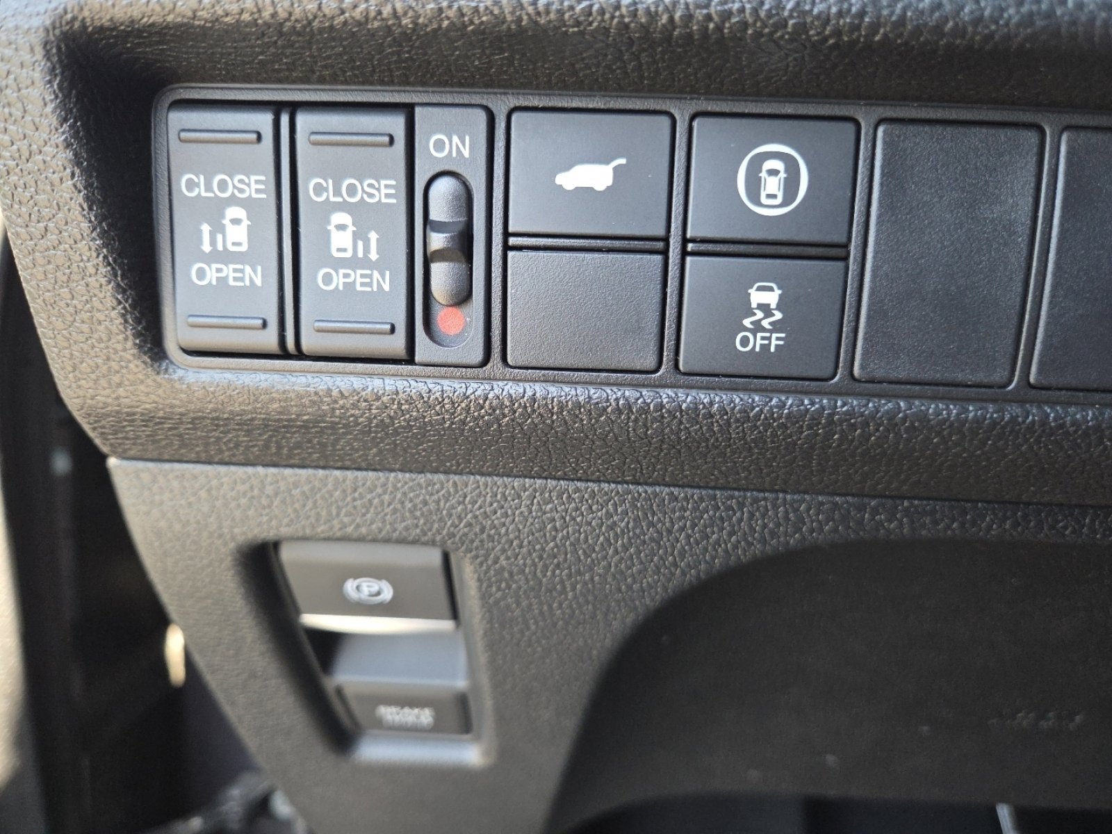 Used 2024 Honda Odyssey EX-L image 11