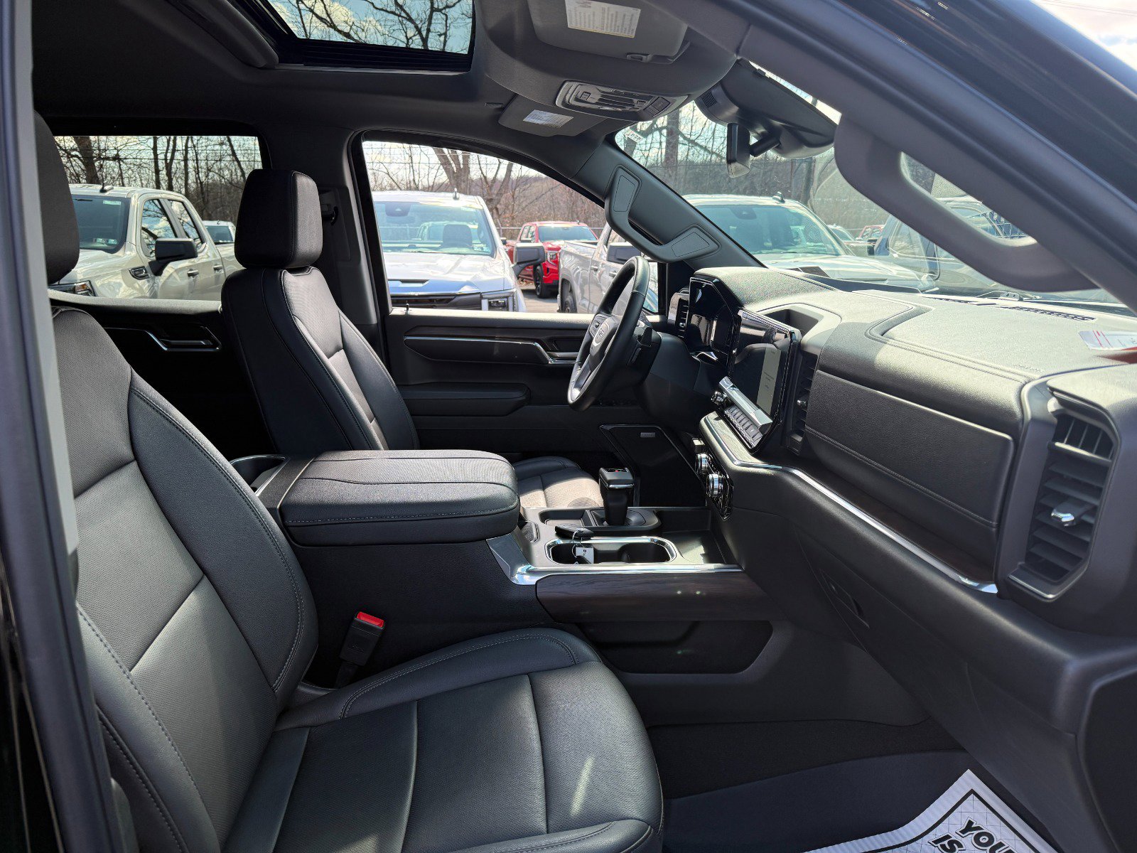 Used 2024 GMC Sierra 1500 SLT w/ SLT Premium Plus Package image 23