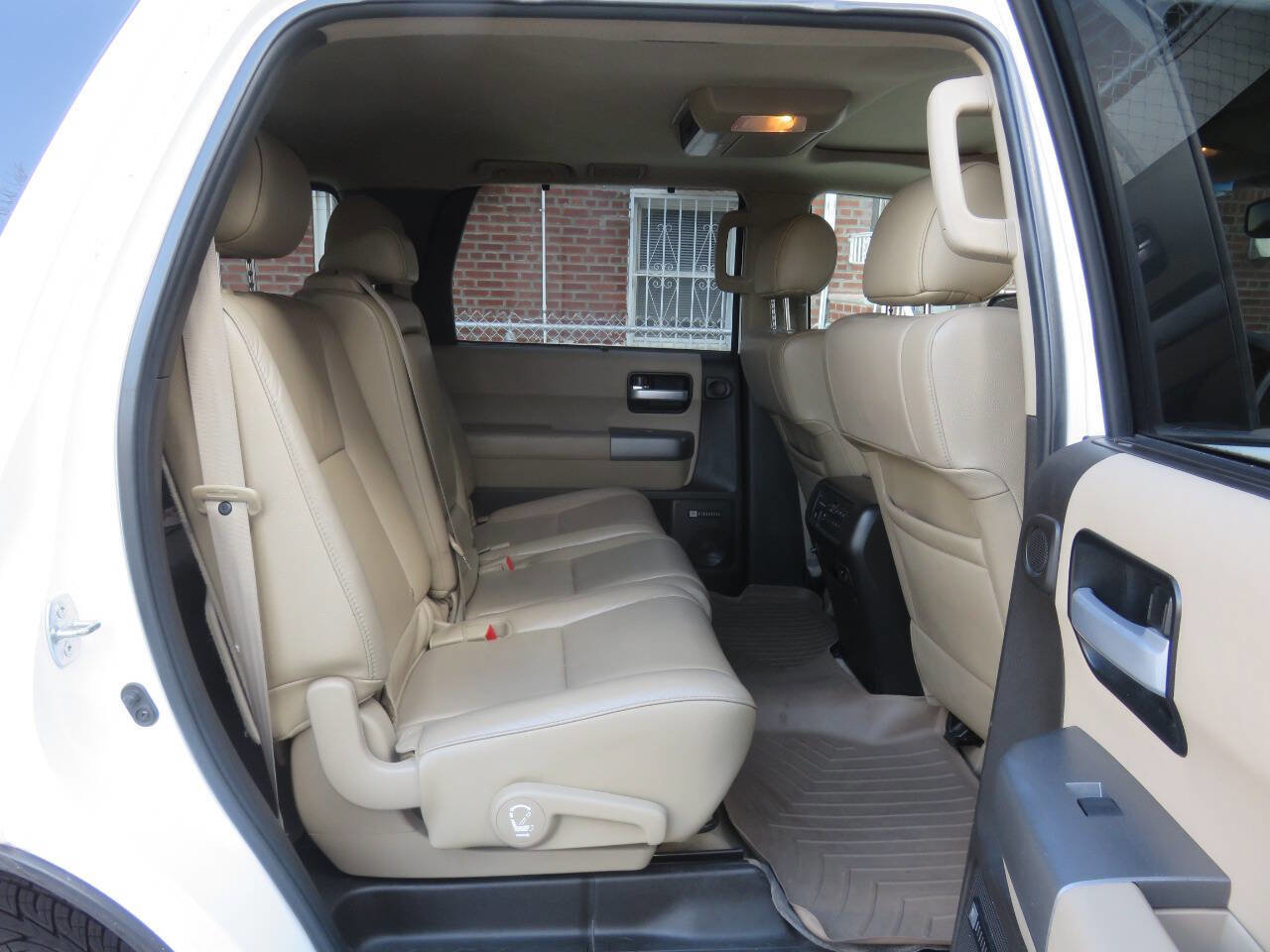Used 2011 Toyota Sequoia Limited image 24