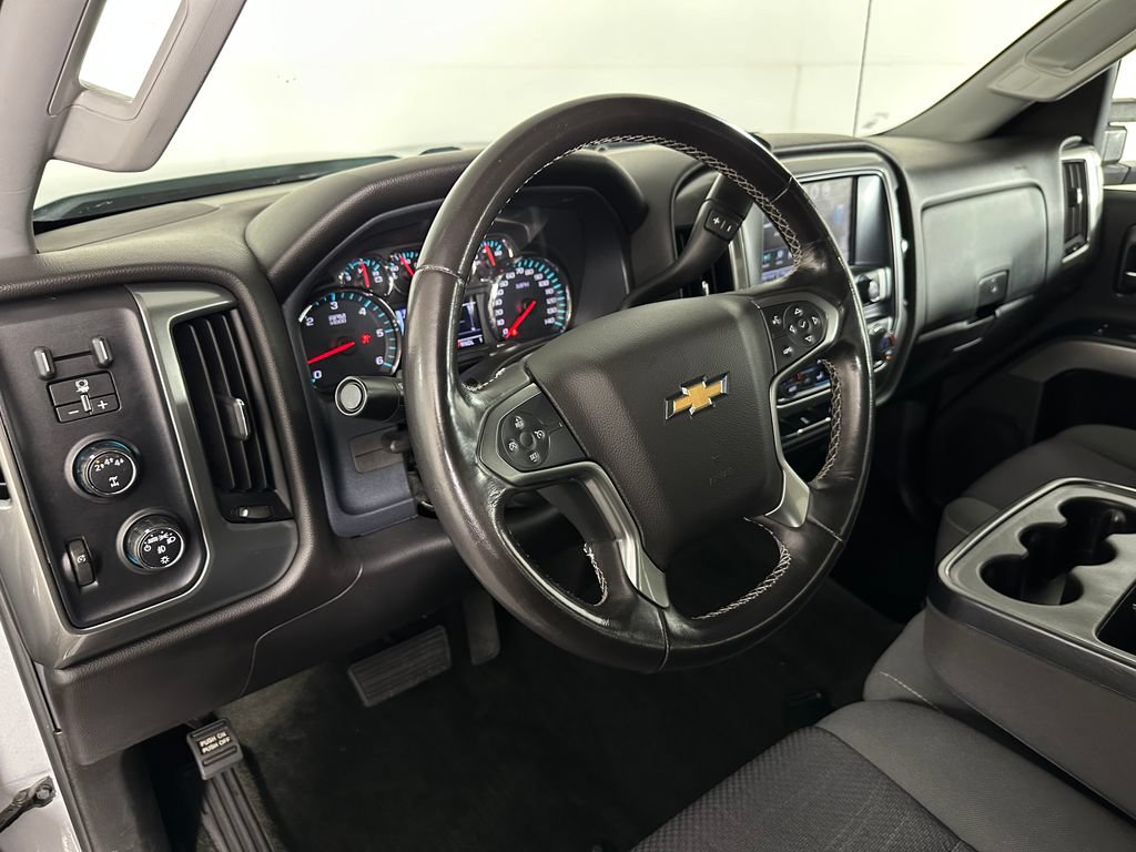 Used 2018 Chevrolet Silverado 2500 LT w/ All Star Edition AWD/4WD image 9