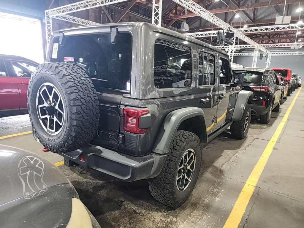Used 2025 Jeep Wrangler Unlimited Rubicon AWD/4WD video 2