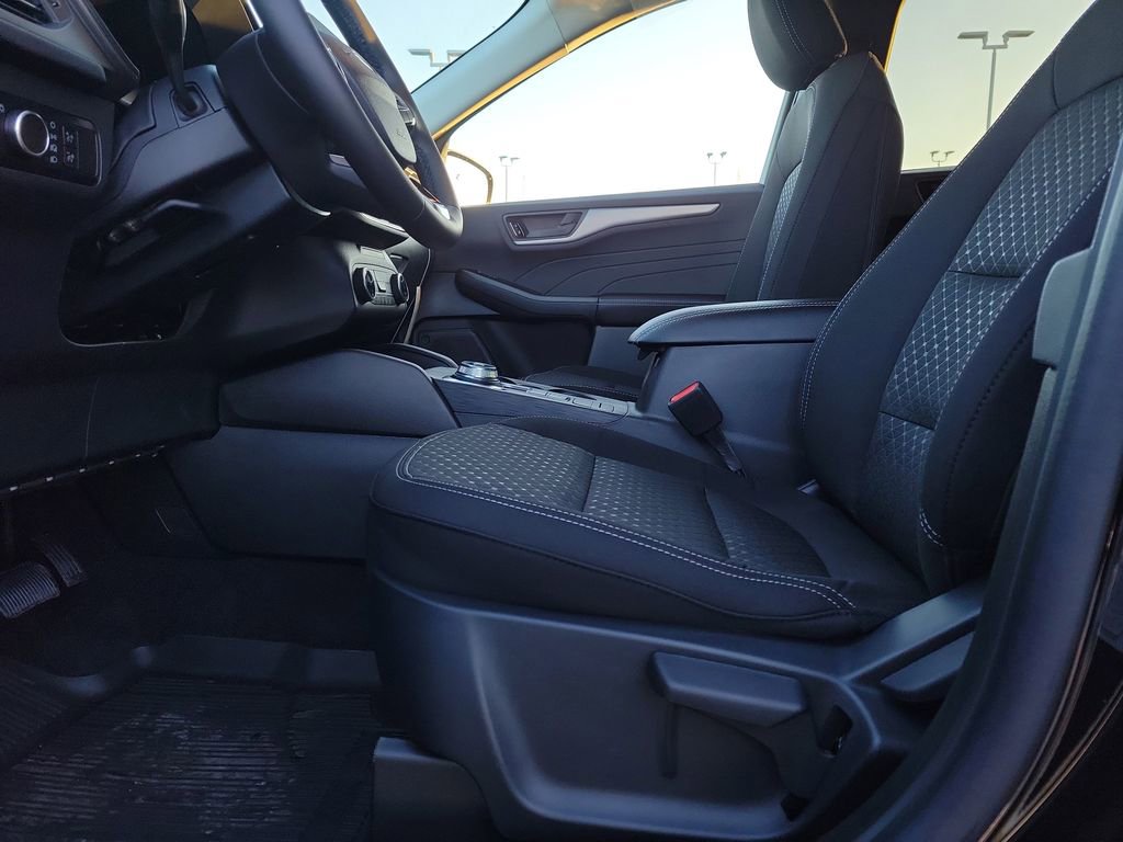 New 2026 Ford Escape Active w/ Cold Weather Package image 17