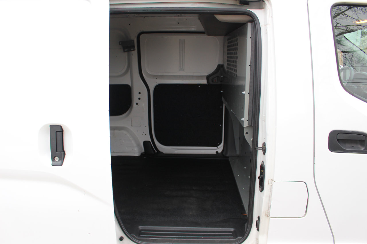 Used 2018 Nissan NV200 SV image 29