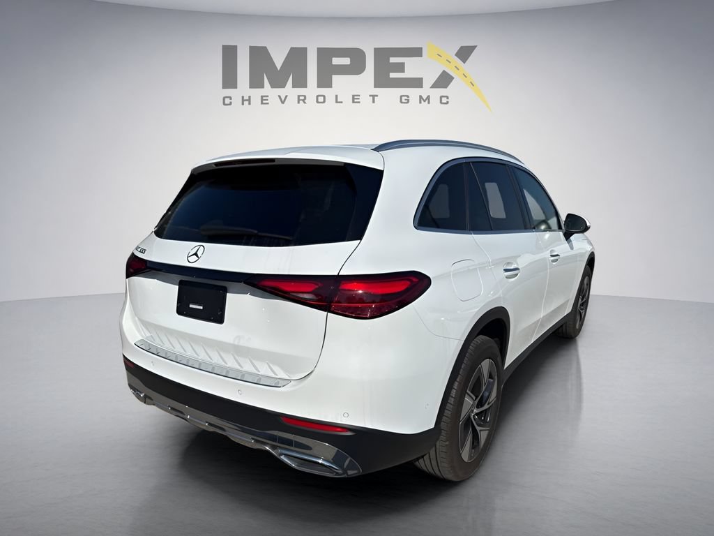 Used 2023 Mercedes-Benz GLC 300 image 4
