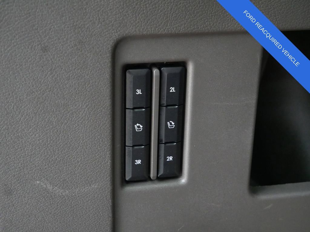 Used 2024 Lincoln Navigator L Reserve AWD/4WD image 11