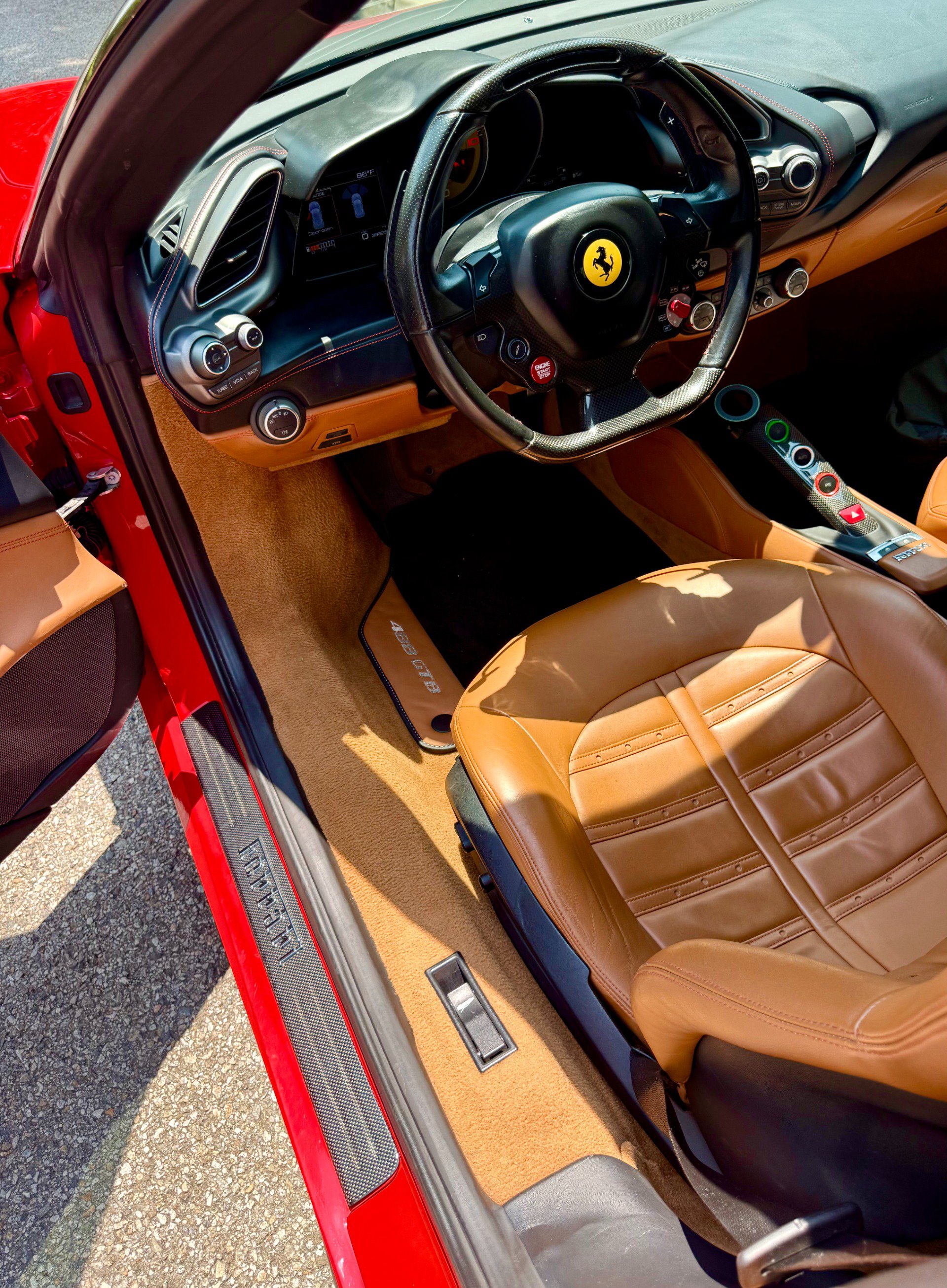 Used 2016 Ferrari 488 GTB RWD image 89