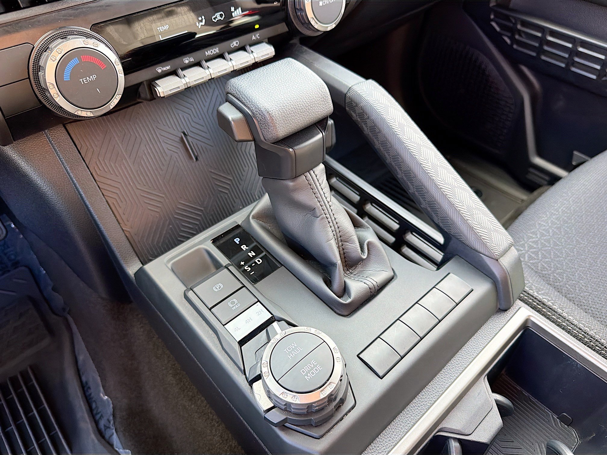 Certified 2025 Toyota 4Runner SR5 AWD/4WD image 10