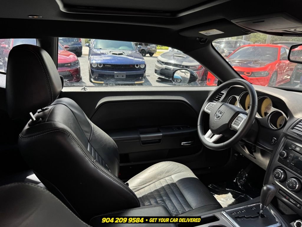 Used 2014 Dodge Challenger R/T Plus RWD image 29