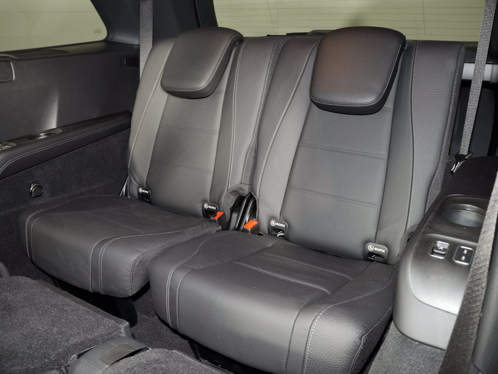 Certified 2025 Mercedes-Benz GLS 580 4MATIC image 37
