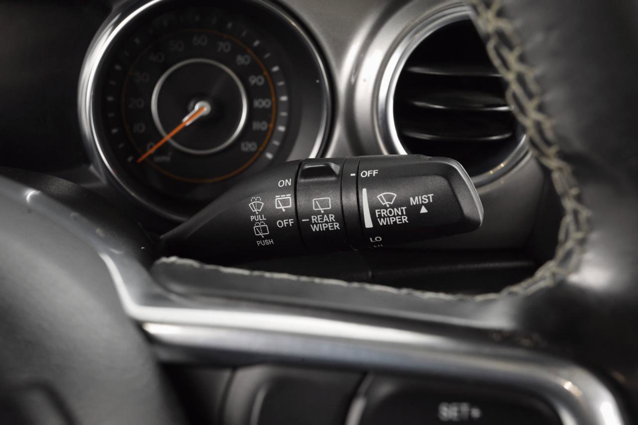 Used 2021 Jeep Wrangler Unlimited Sahara image 16