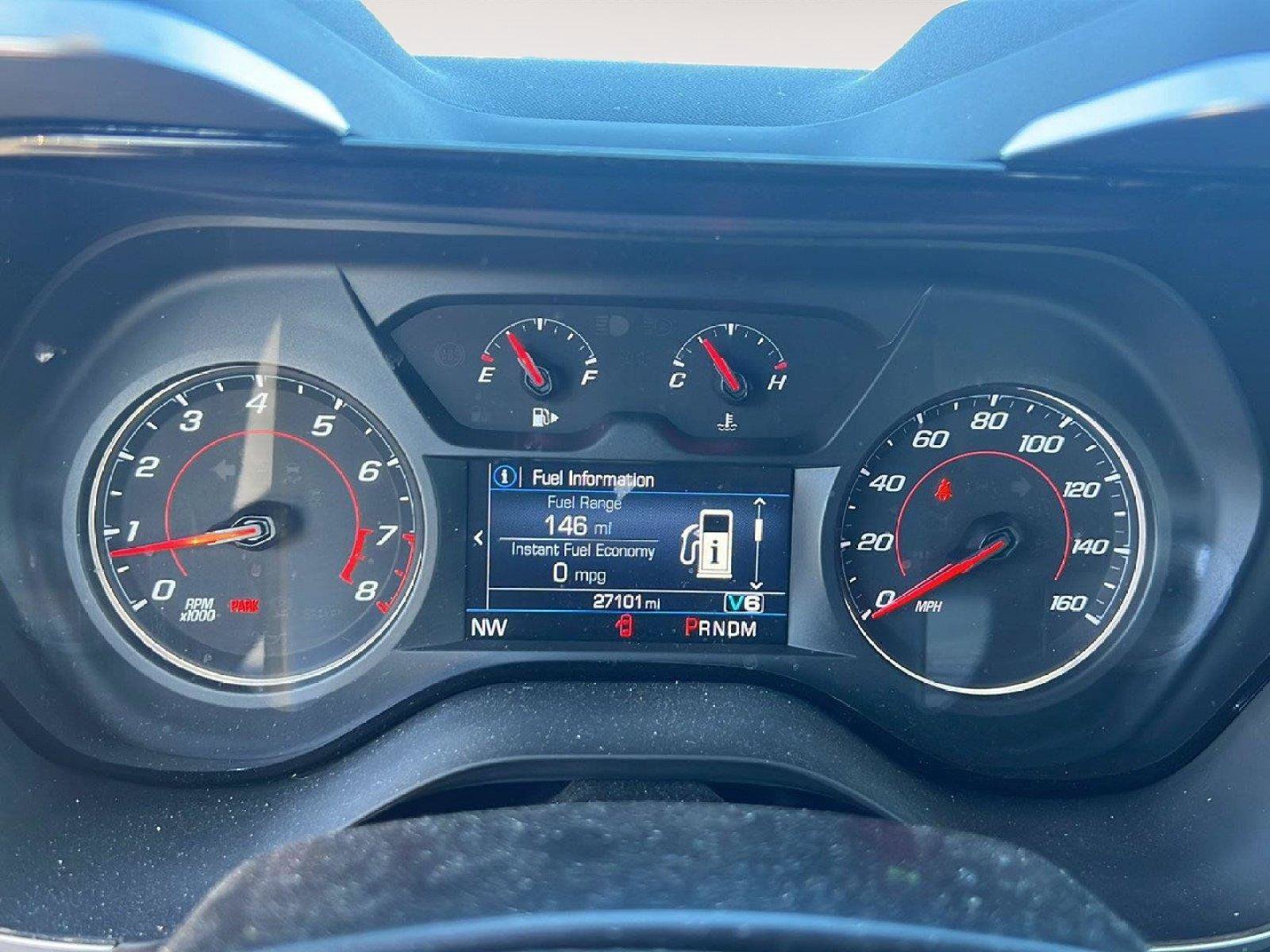 Used 2023 Chevrolet Camaro LT RWD image 9
