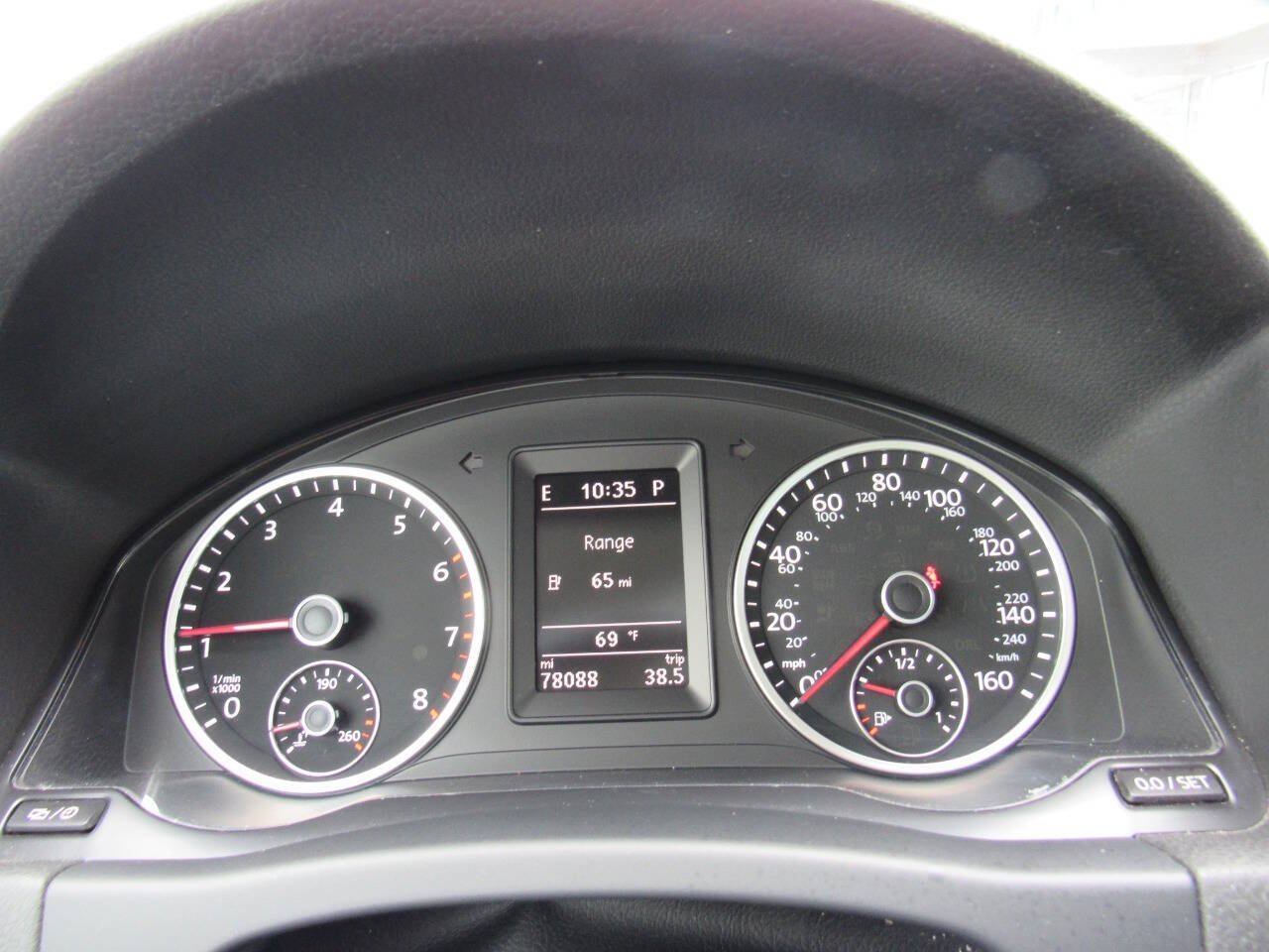 Used 2015 Volkswagen Tiguan SEL AWD/4WD image 7