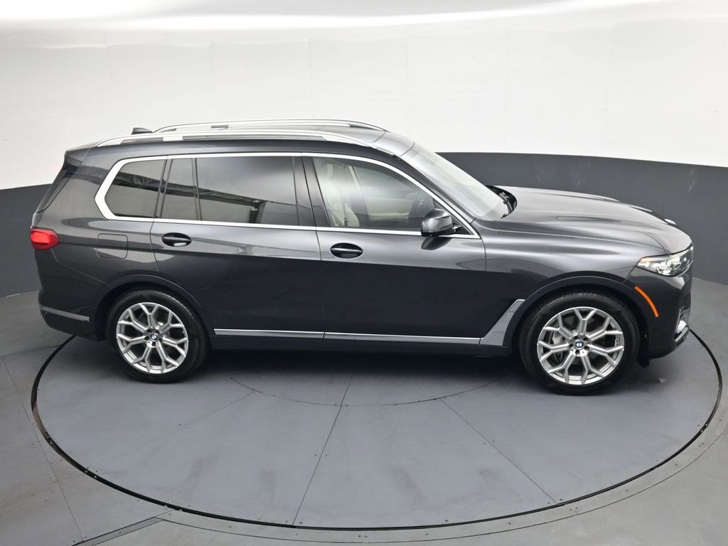 Used 2022 BMW X7 xDrive40i w/ Executive Package AWD/4WD image 26
