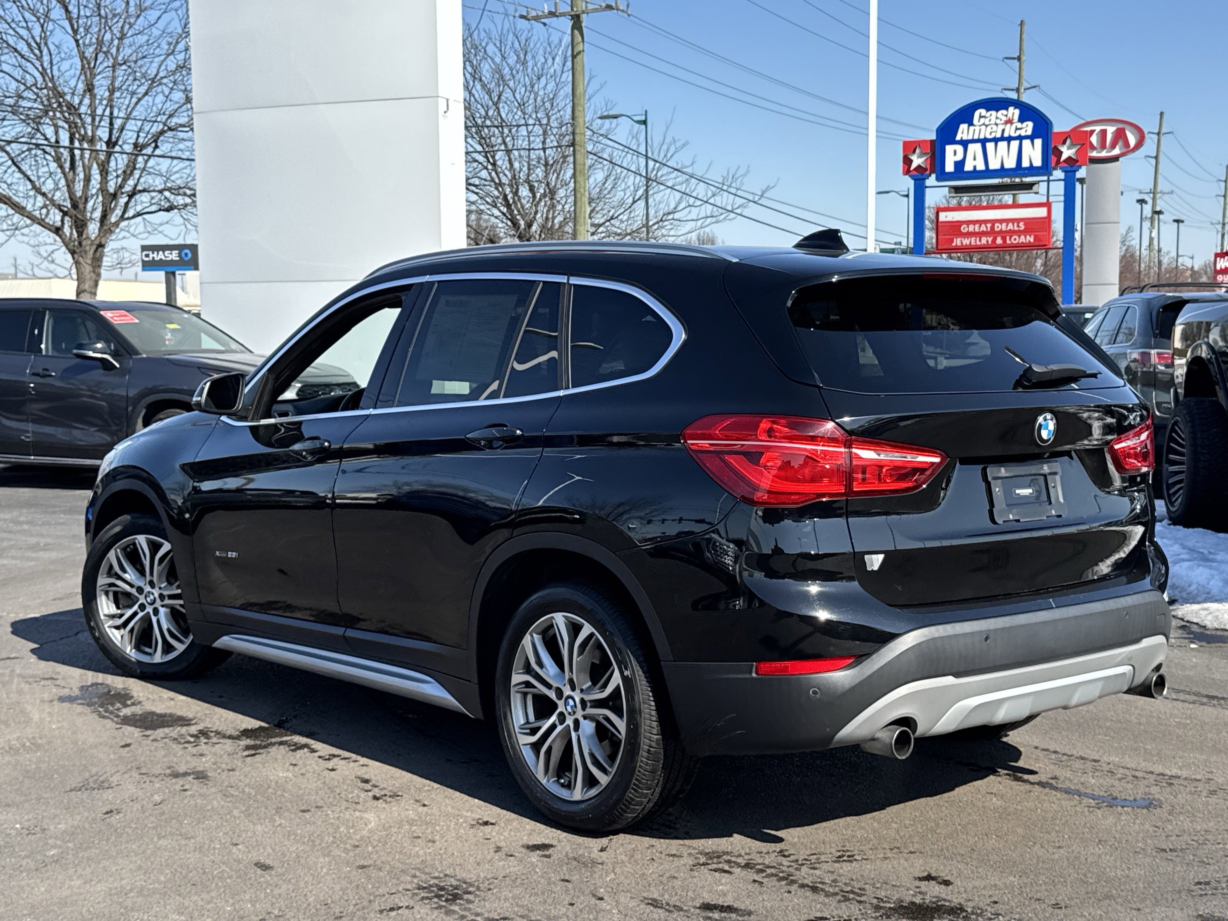 Used 2017 BMW X1 xDrive28i image 17