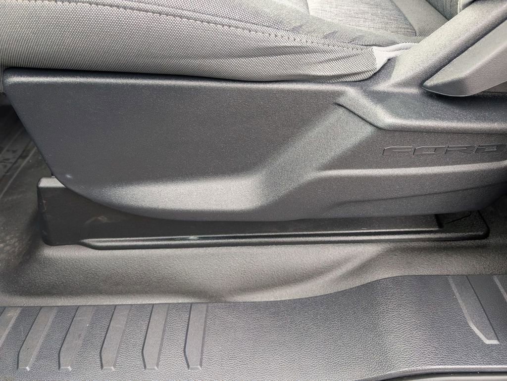 Used 2023 Ford F150 XL image 44