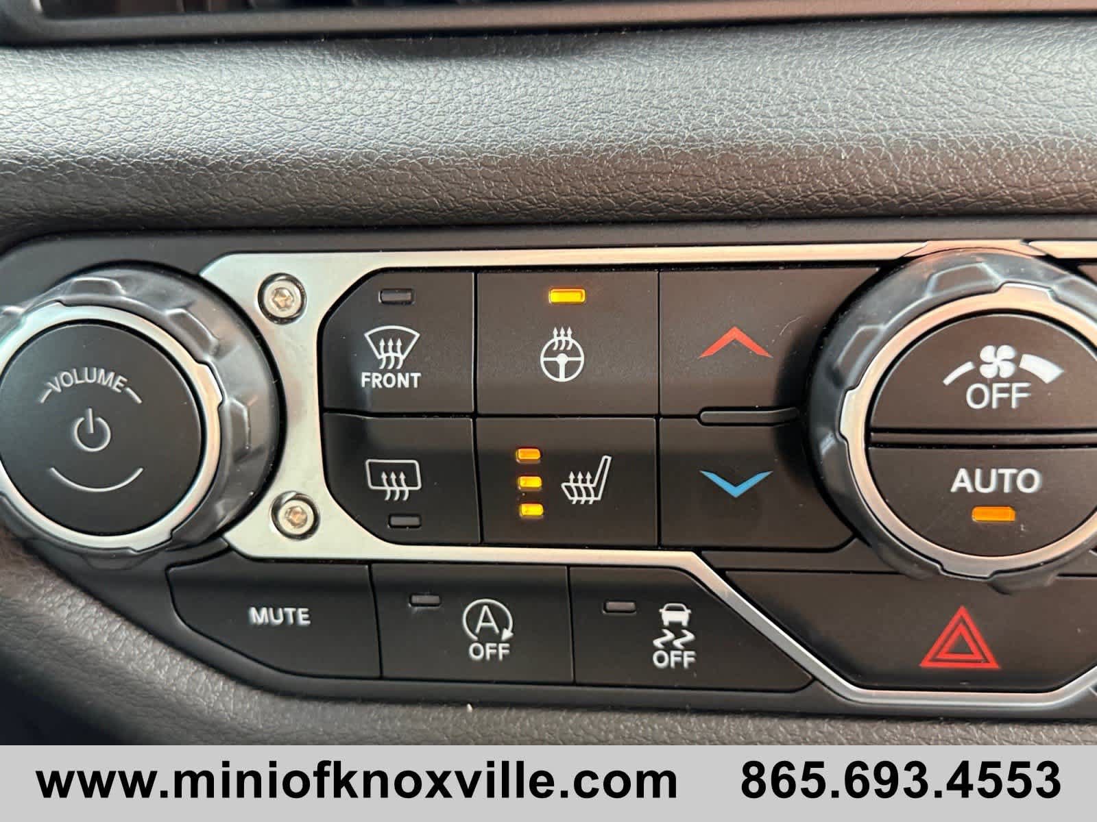 Used 2024 Jeep Wrangler Sport AWD/4WD image 22