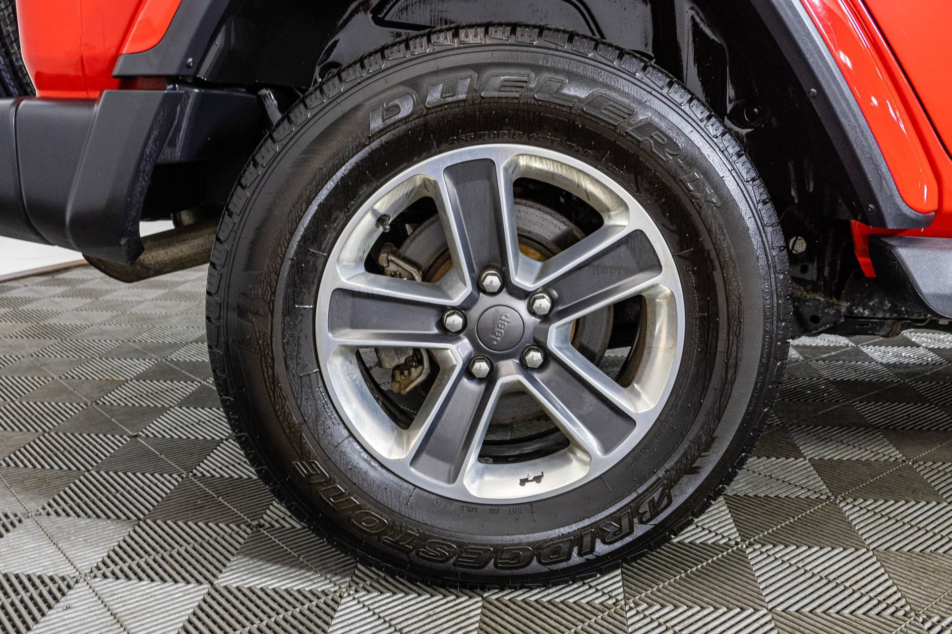 Used 2019 Jeep Wrangler Unlimited Sahara AWD/4WD image 50