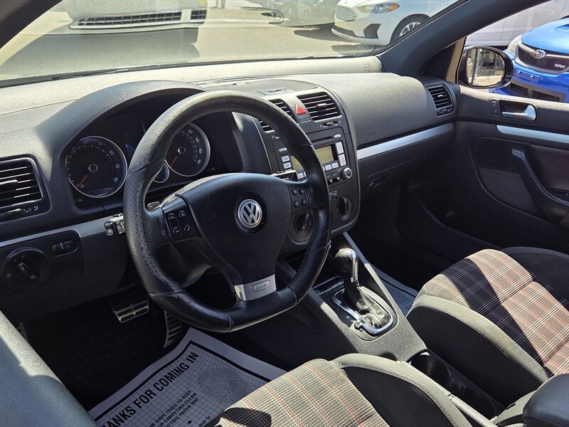Used 2009 Volkswagen GTI 2-Door FWD image 7