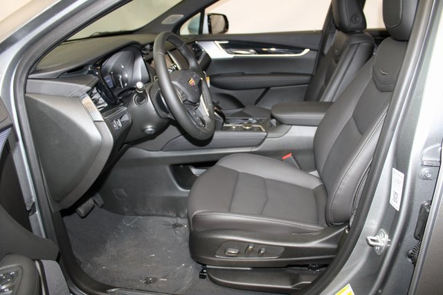 New 2025 Cadillac XT5 Premium Luxury image 5