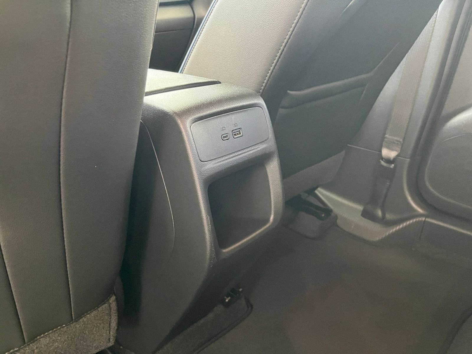 Used 2025 Buick Envista Sport Touring image 24