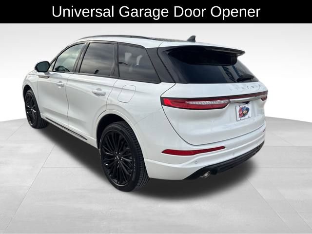 Used 2025 Lincoln Corsair Reserve w/ Jet Appearance Package image 6