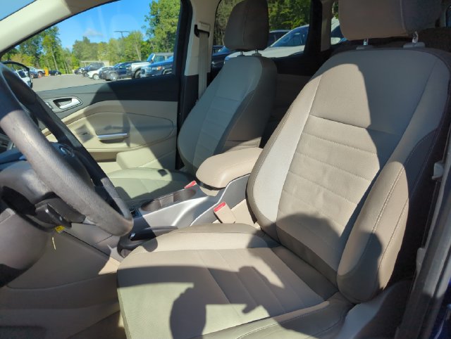 Used 2016 Ford Escape SE w/ Equipment Group 201A FWD image 27