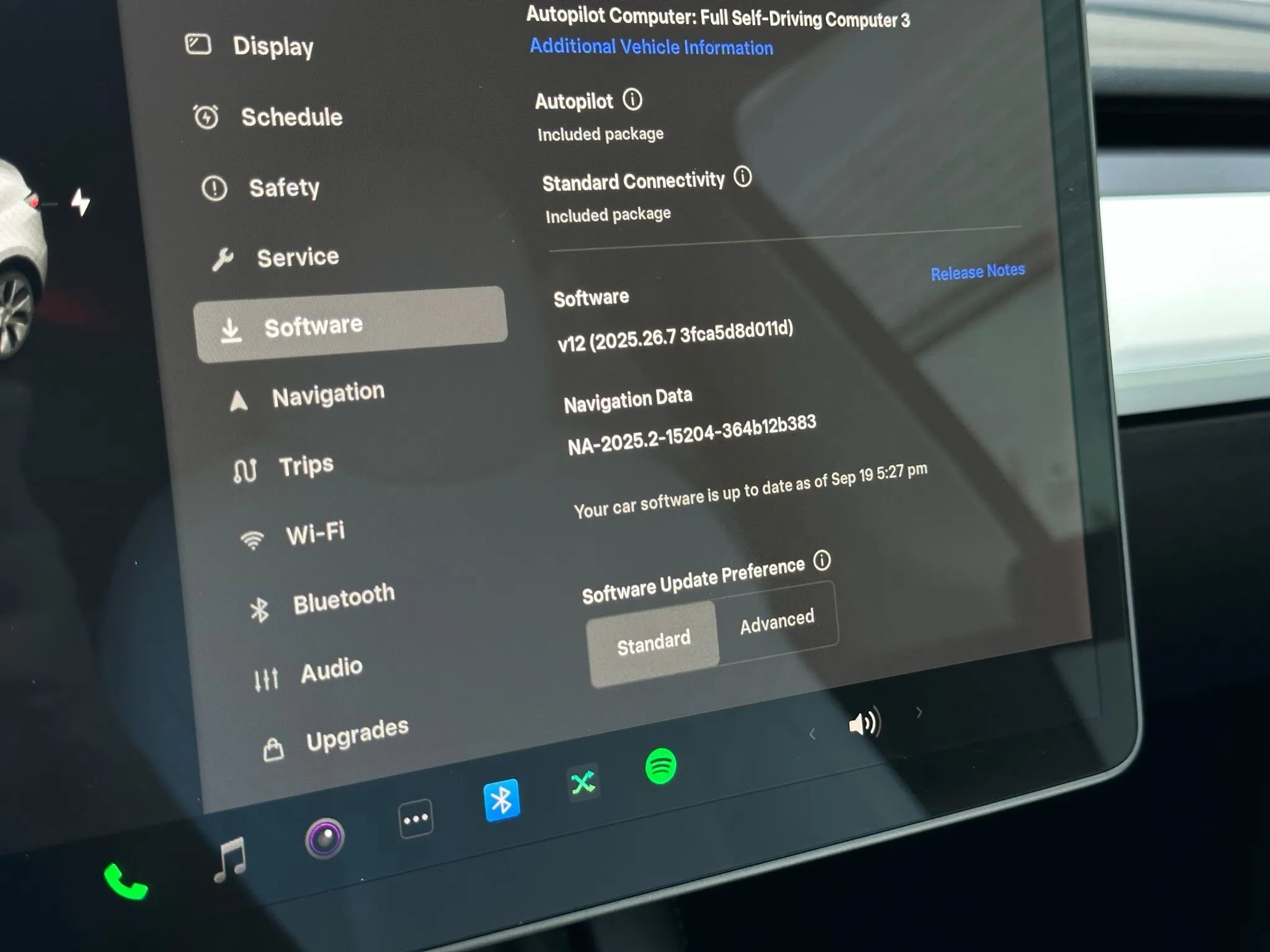 Used 2021 Tesla Model Y Long Range image 38