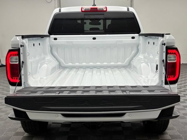 New 2026 GMC Canyon Elevation w/ Convenience Package AWD/4WD image 9