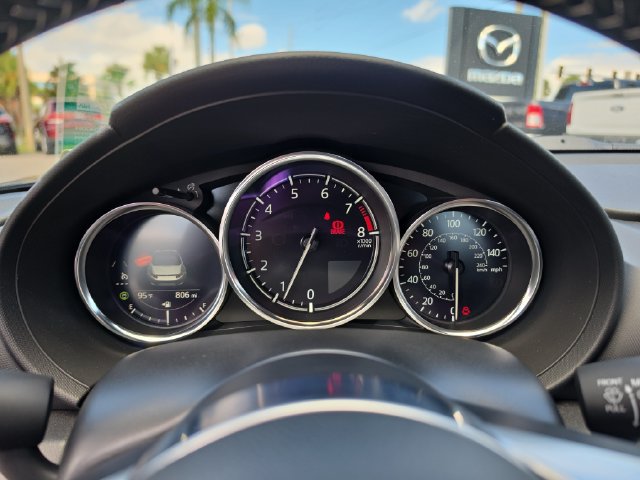 Used 2025 MAZDA MX-5 Miata Sport RWD image 17