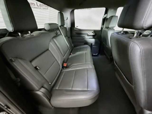Used 2025 GMC Sierra 1500 SLT AWD/4WD image 26