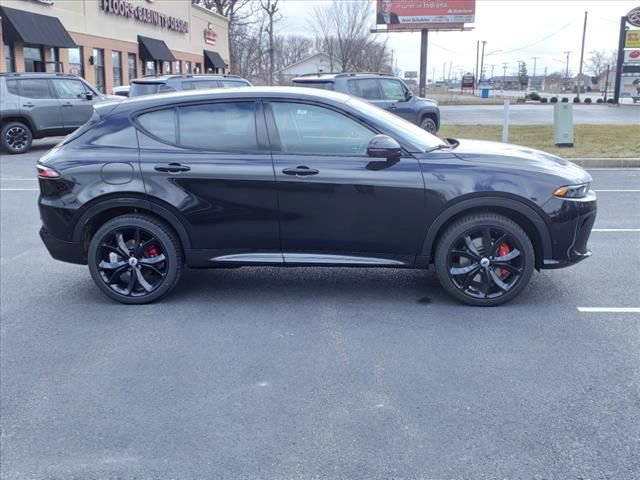 New 2024 Dodge Hornet R/T image 6