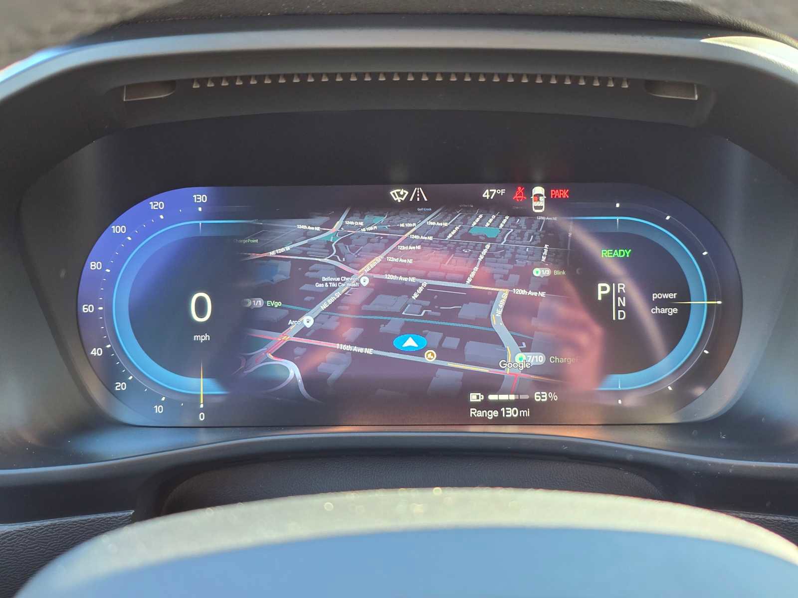 Used 2023 Volvo XC40 Recharge Plus w/ Protection Package Premier image 22