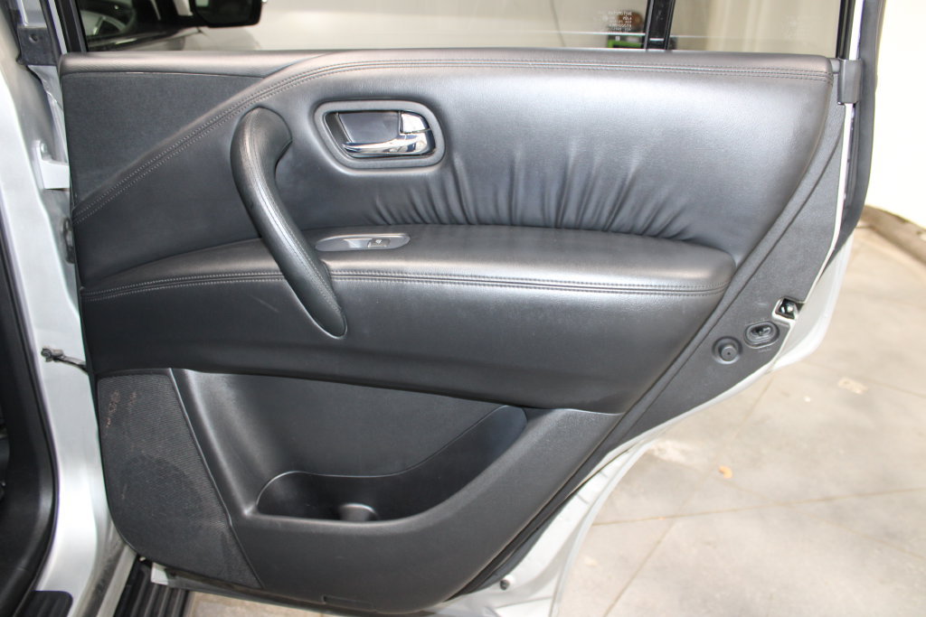 Used 2024 Nissan Armada SV RWD image 35