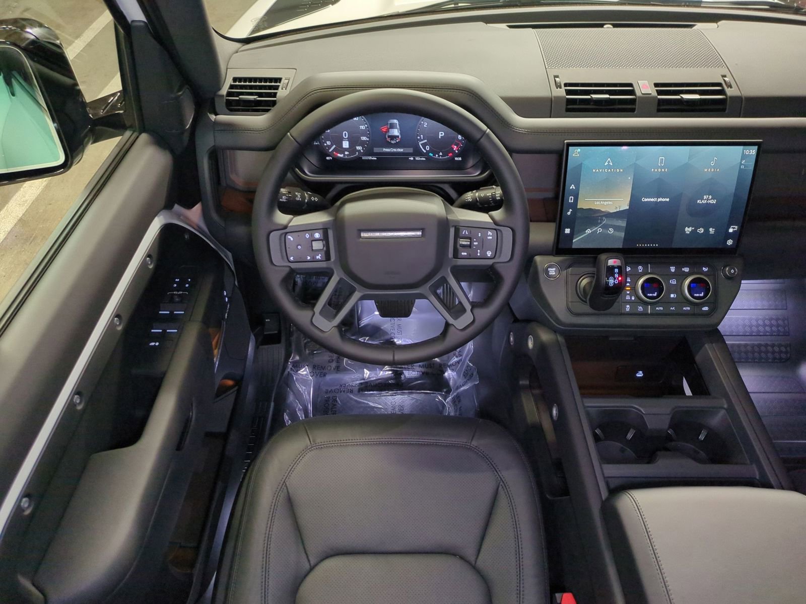 New 2026 Land Rover Defender 110 X-Dynamic SE image 27