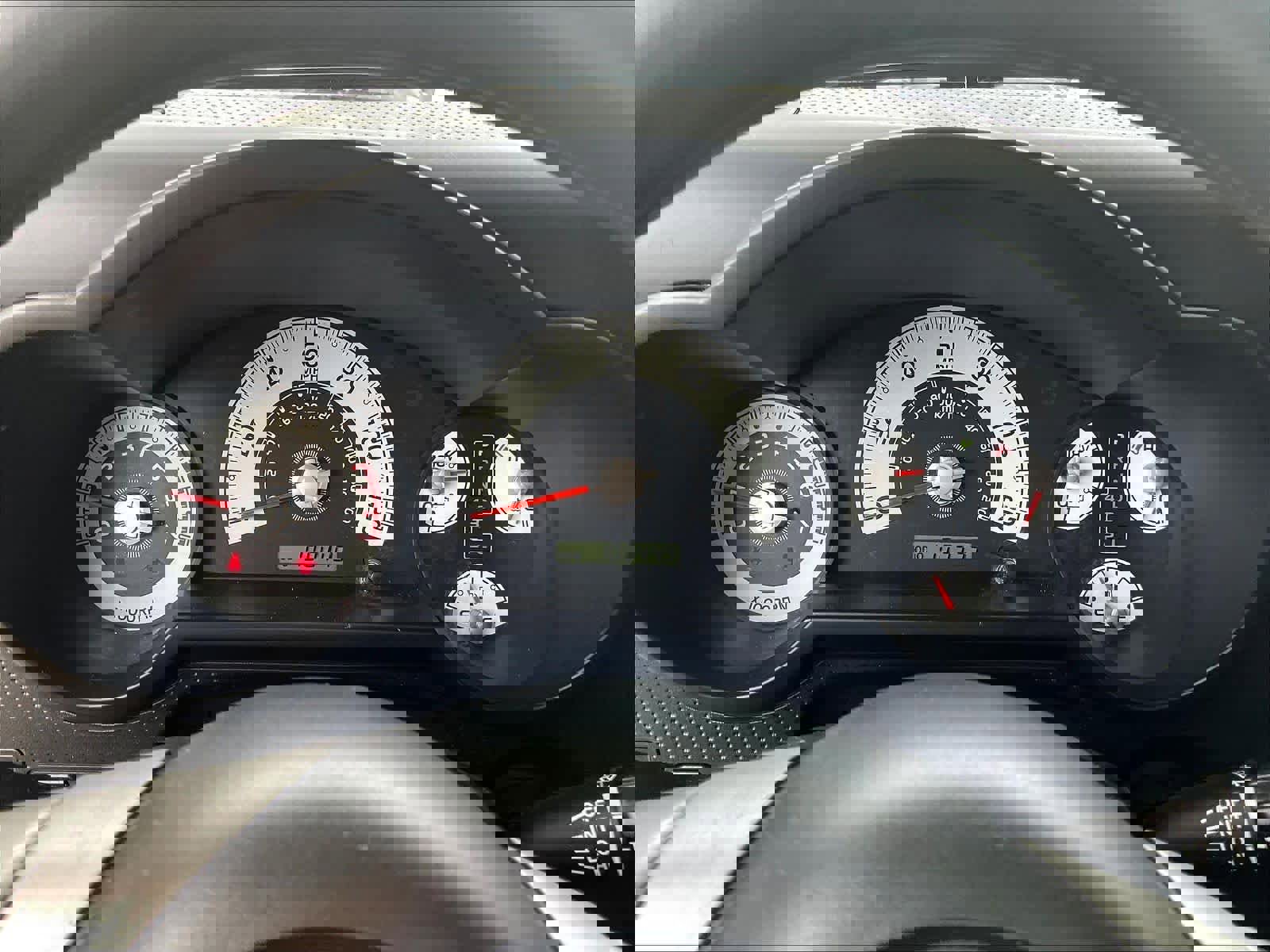 Used 2014 Toyota FJ Cruiser 4WD w/ Convenience Package image 21