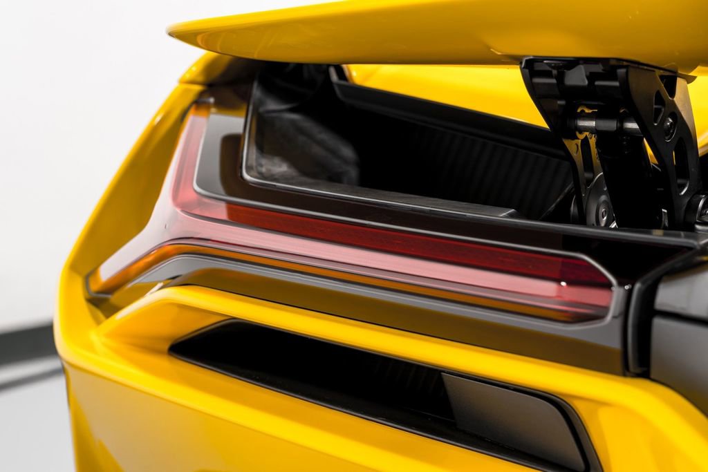 Used 2024 Lamborghini Revuelto image 52