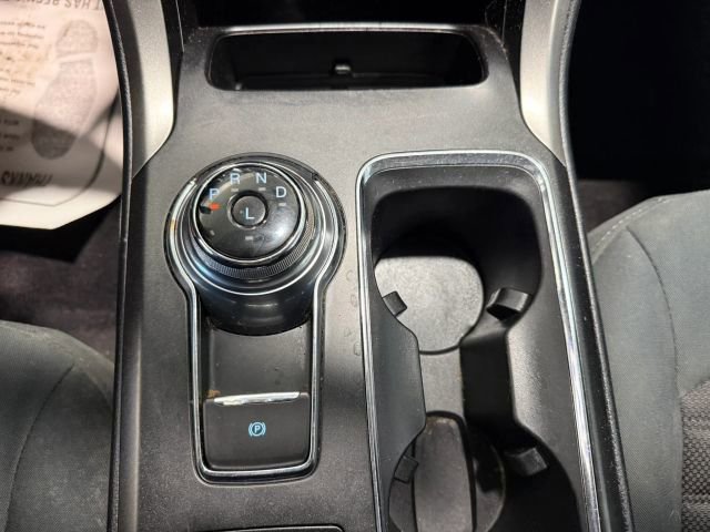 Used 2017 Ford Fusion SE w/ Fusion SE Technology Package FWD image 22