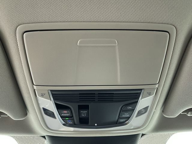 Used 2025 Acura TLX w/ Technology Package FWD image 23
