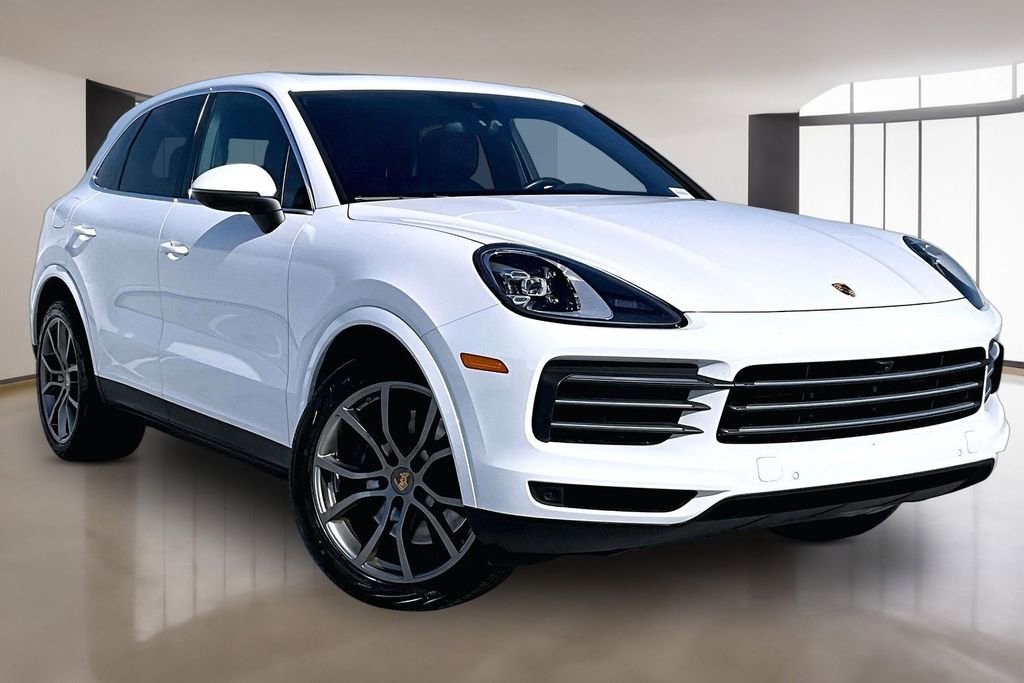 Used 2022 Porsche Cayenne image 3