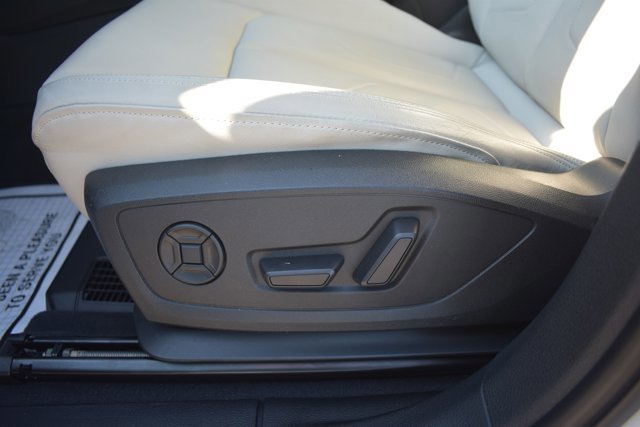 Used 2024 Audi Q3 2.0T Premium Plus image 15