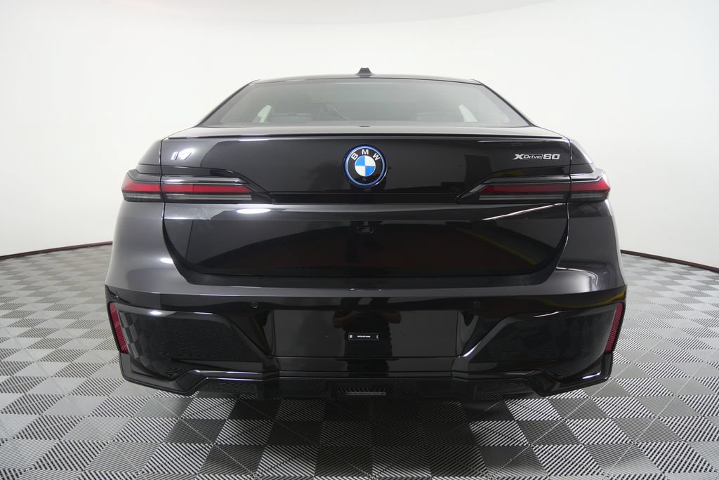 New 2026 BMW i7 xDrive60 AWD/4WD image 4