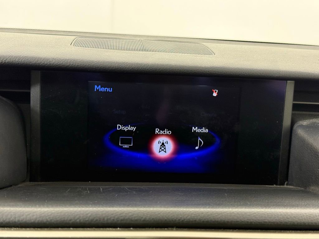 Used 2019 Lexus IS 300 AWD image 5