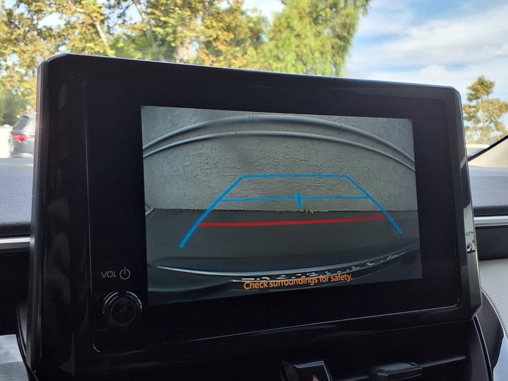 Used 2023 Toyota Corolla LE w/ Carpet Mat Package (TMS) FWD image 10