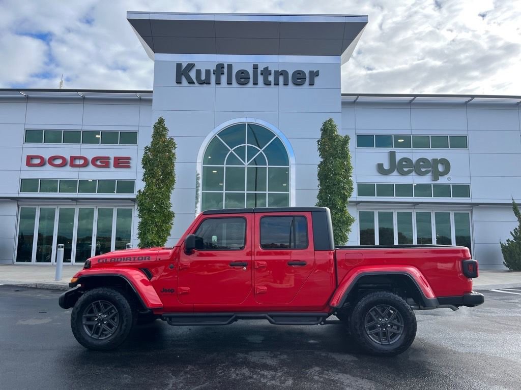 Used 2024 Jeep Gladiator Sport