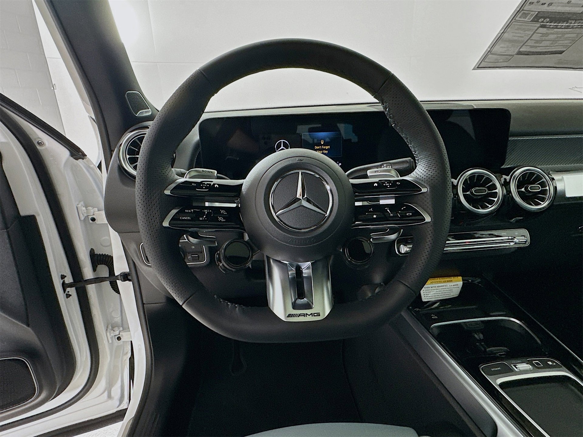 New 2026 Mercedes-Benz GLB 35 AMG 4MATIC image 12